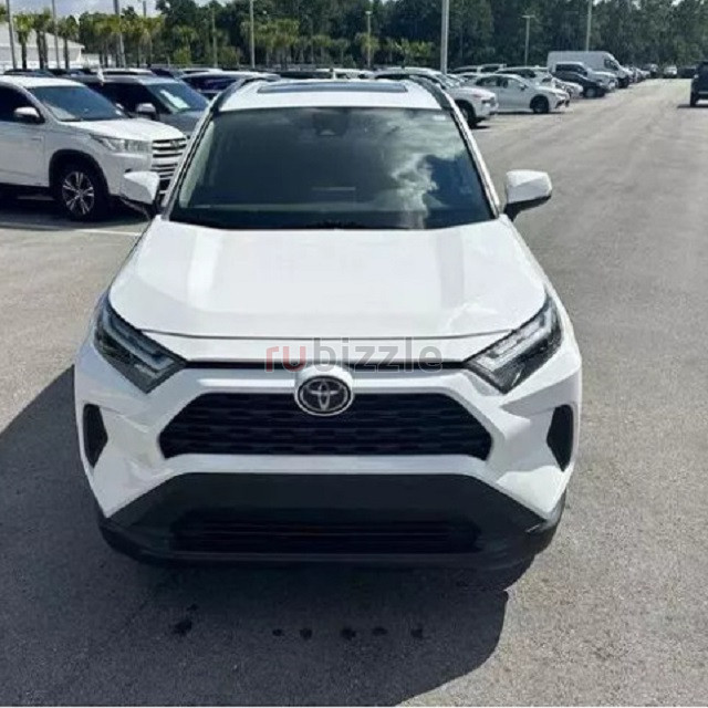 Toyota RAV4 2022 xle Full Options